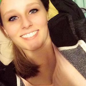 Meet your Posher, Kendra